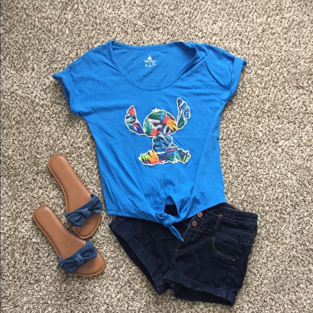Disney Parks Lilo and Stitch Crop T-shirt Sz XS Summer Vacation Cute